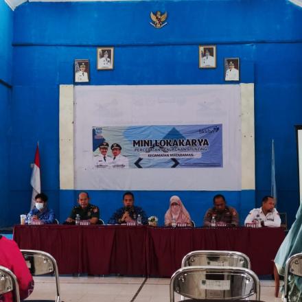 Pambakal Desa Bawahan Seberang Menghadiri Acara Mini Loka Karya Percepatan Penurunan Stunting